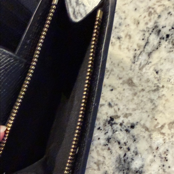 Coach Textured Black Leather Wallet - Picture 5 of 5